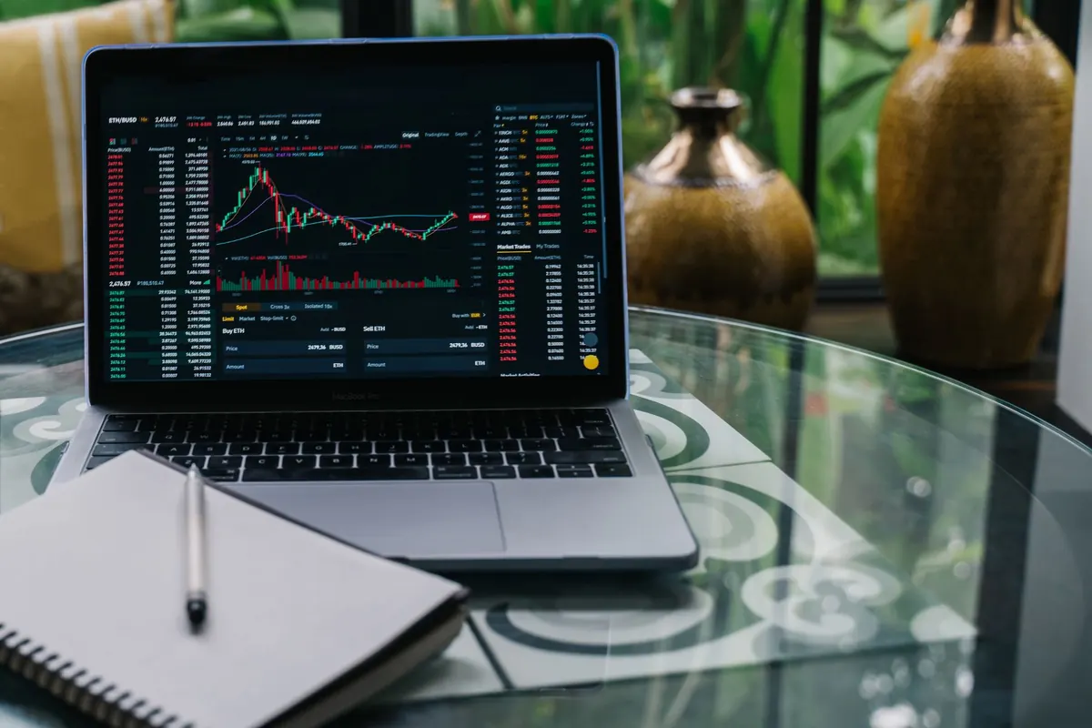 Index Funds vs. ETFs: Which Is Better for a Beginner Investor?